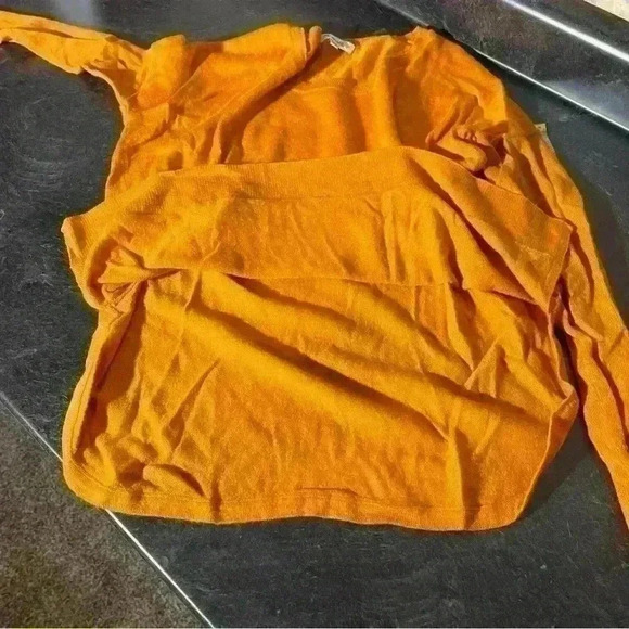 Madewell Sweater Size XS Orange Color Long Sleeve Knit, Ribbed- 50% Merino Wool - Picture 7 of 9